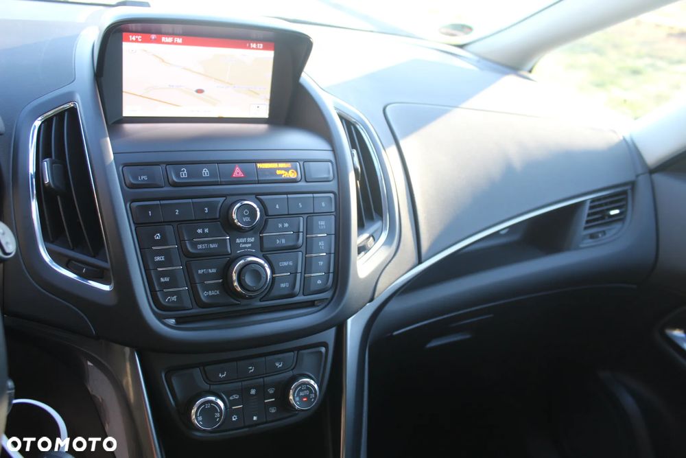Opel Zafira Tourer 1.4 Turbo Edition - 10
