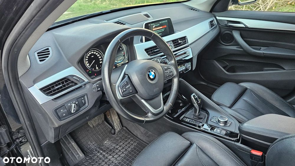 BMW X1 xDrive20i GPF Sport Line sport - 19