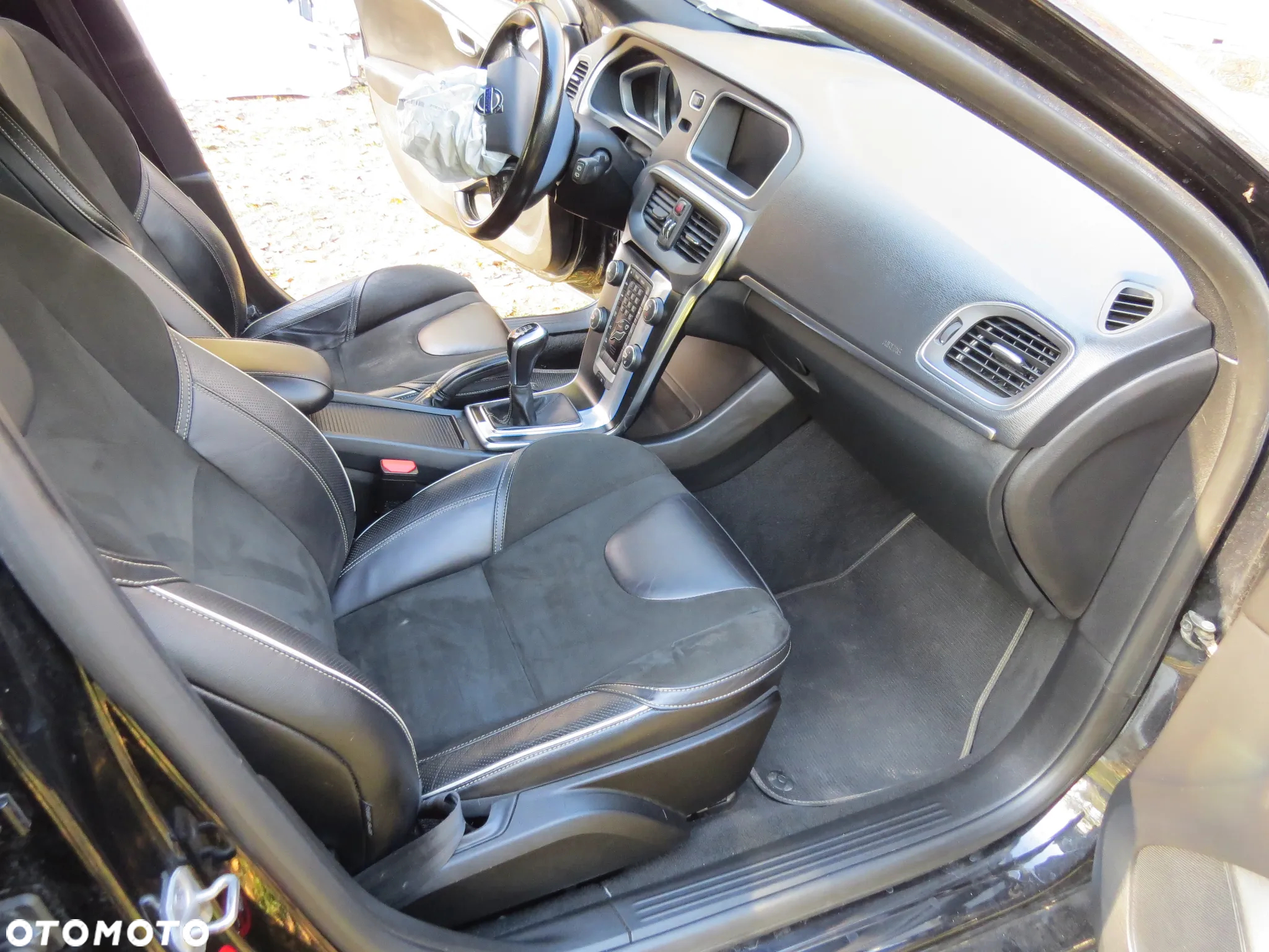 VOLVO V40 II 2.0 D4 D4204T14 R-DESIGN ROK 2014 LAKIER 452-46 NA CZĘŚCI - 22