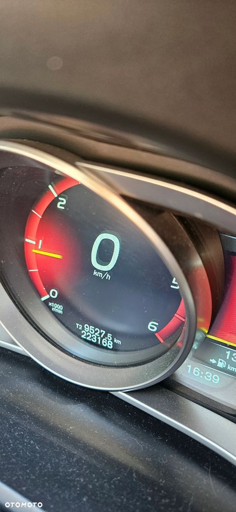 Volvo V40 D2 Kinetic - 10