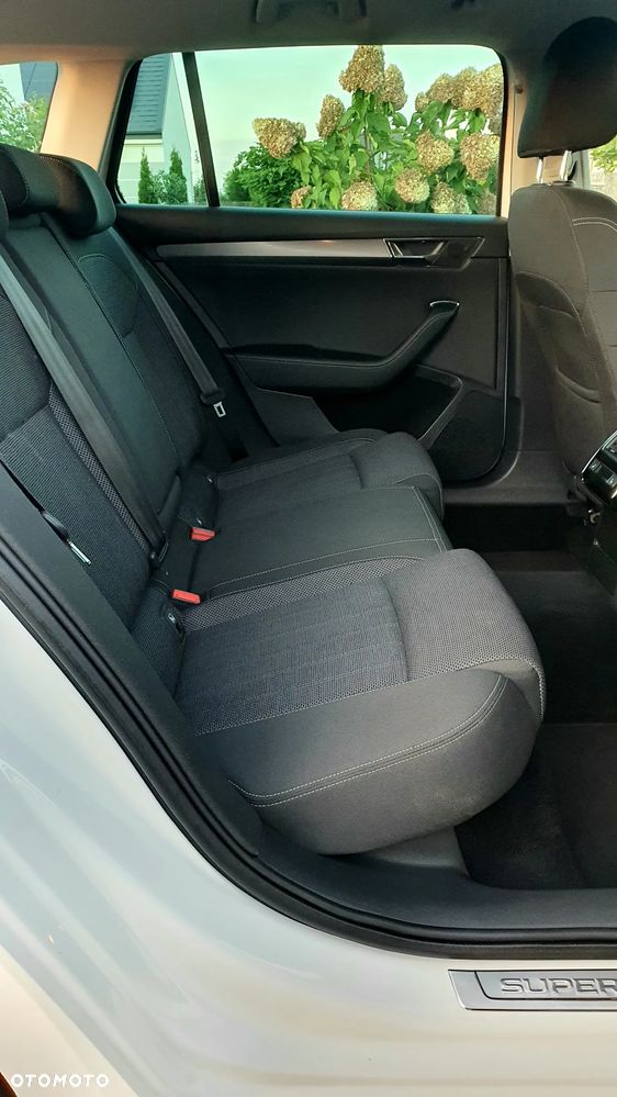 Skoda Superb 2.0 TDI SCR 4x4 Style DSG - 30