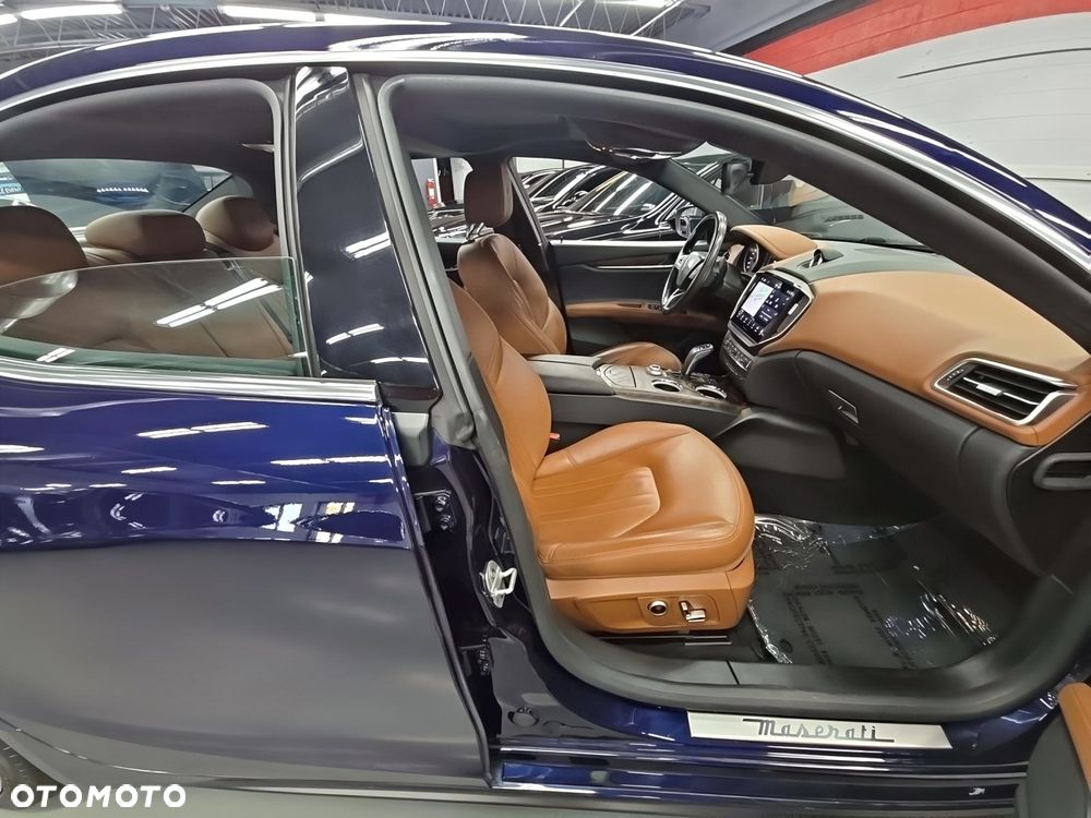 Maserati Ghibli - 6