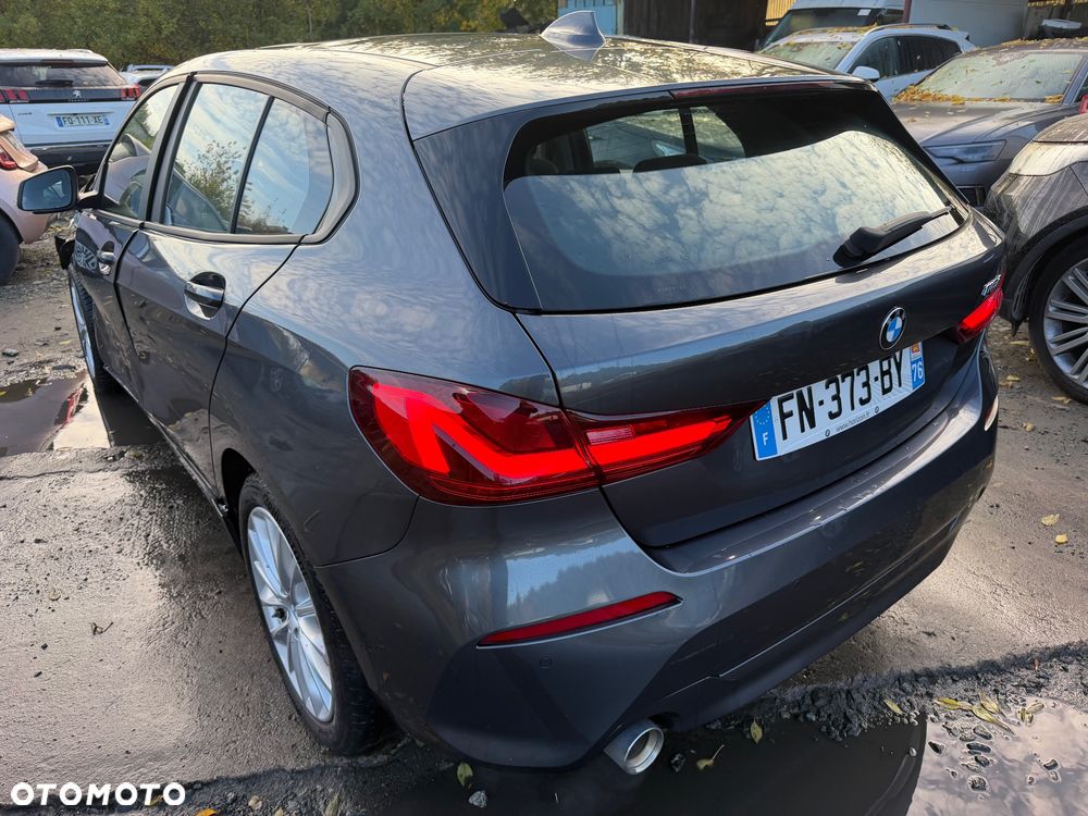 BMW Seria 1 - 32