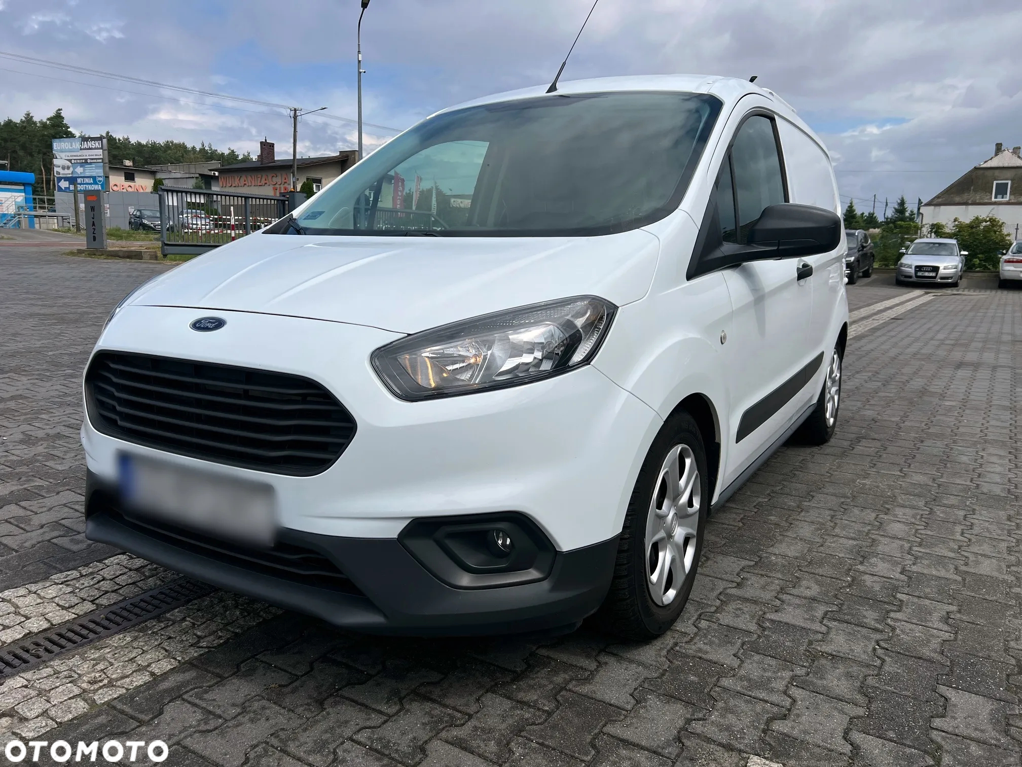 Ford Transit Courier Chłodnia/Izoterma 2021/2020 Salon PL, Jeden Właściciel - 2