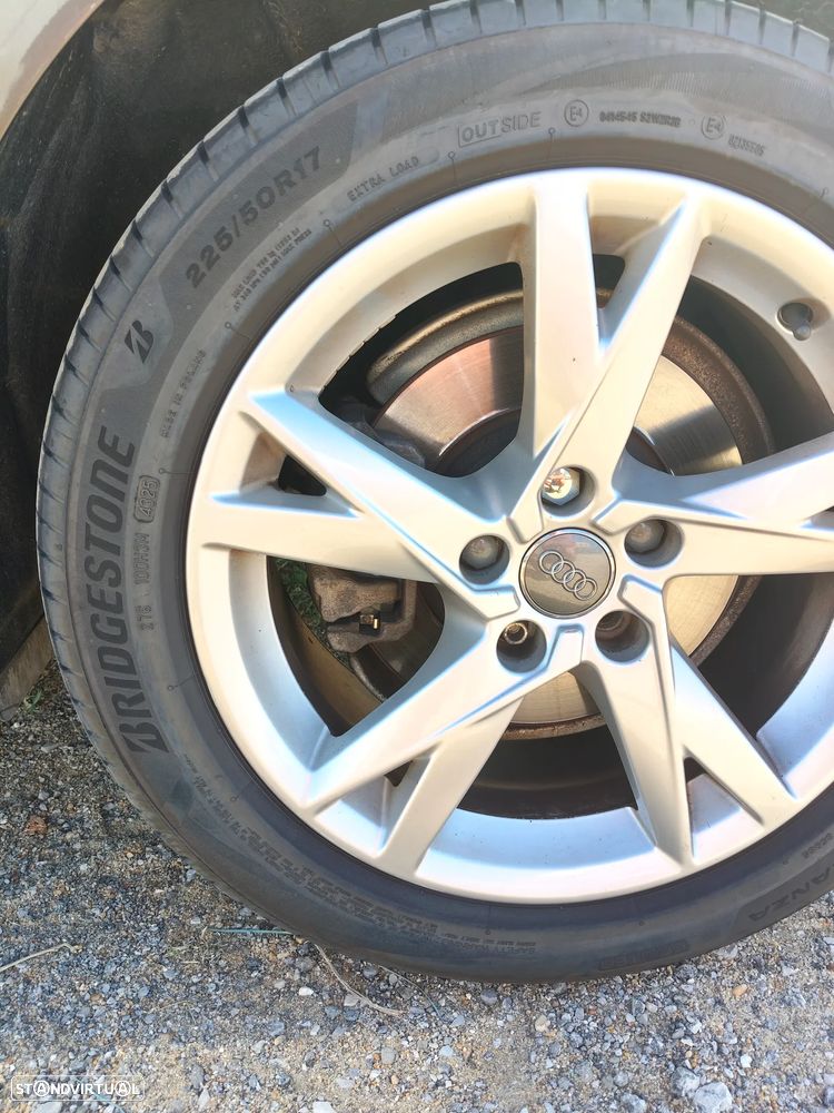 Audi A4 2.0 TDI ultra - 4