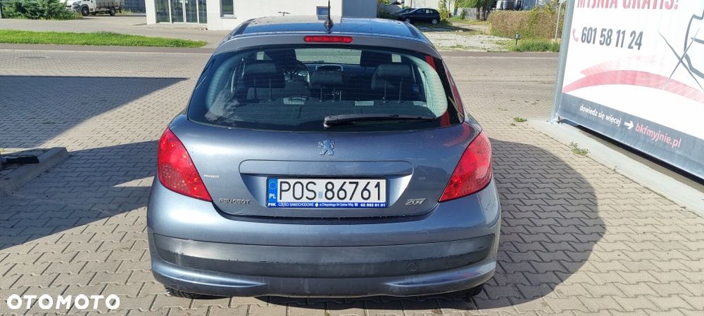Peugeot 207 - 3