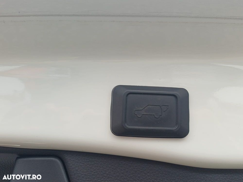 Toyota RAV4 2.5 VVT-iE 4x4 Luxury - 8