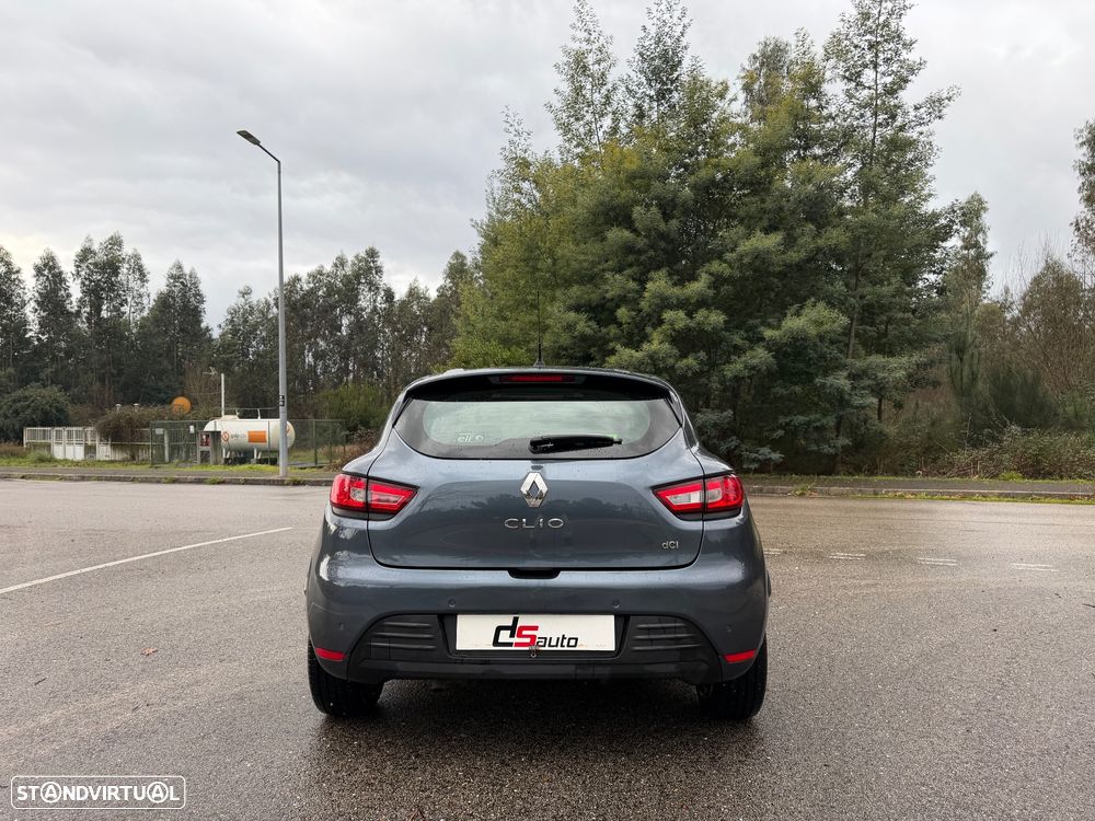 Renault Clio 1.5 dCi Comfort - 8