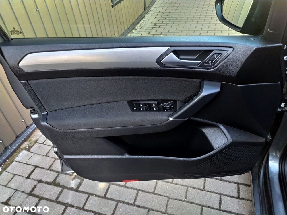 Volkswagen Touran 2.0 TDI BMT Comfortline Plus DSG - 14
