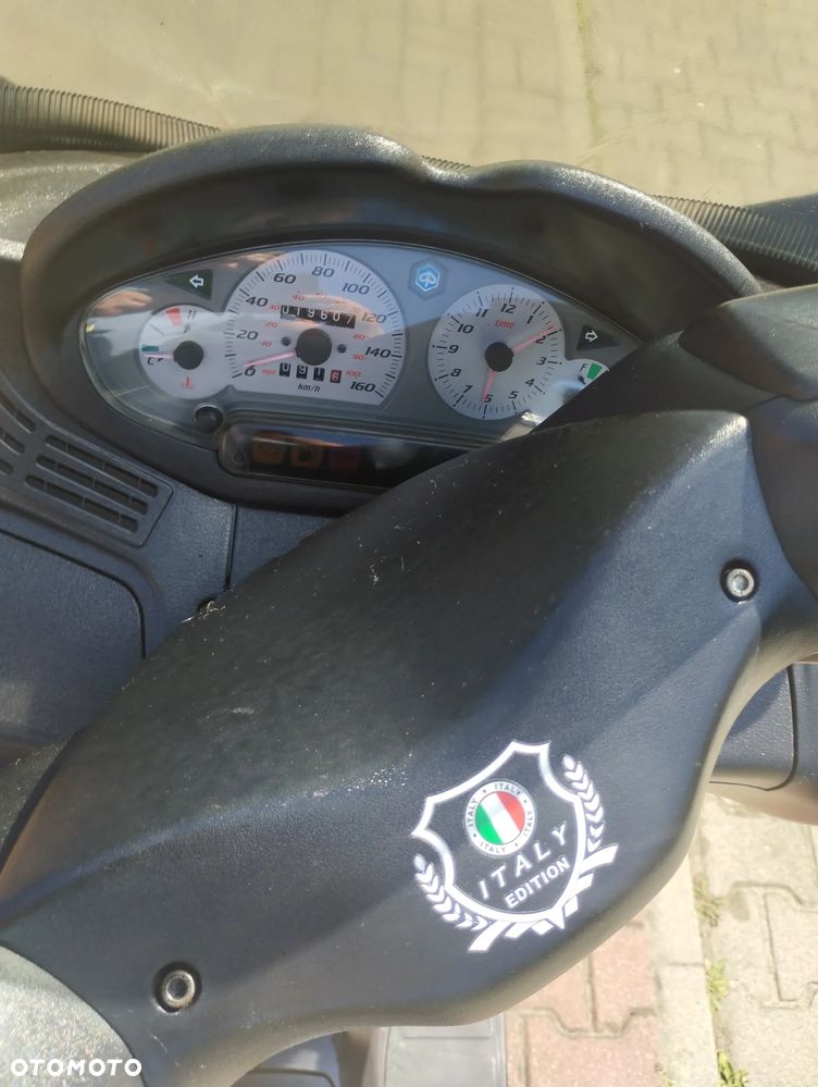 Piaggio X8 - 17
