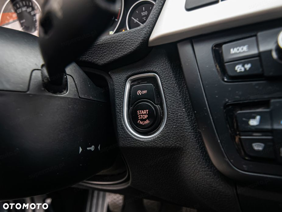 BMW Seria 3 318d - 15