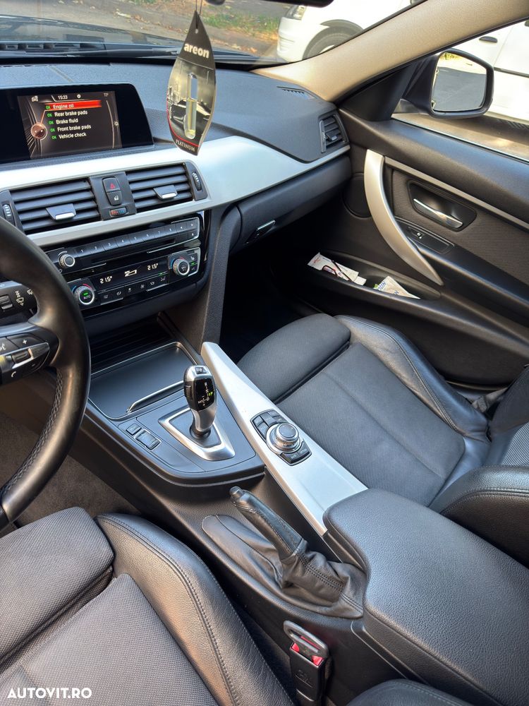 BMW Seria 3 320d Efficient Dynamic Edition Aut. Sport Line - 17