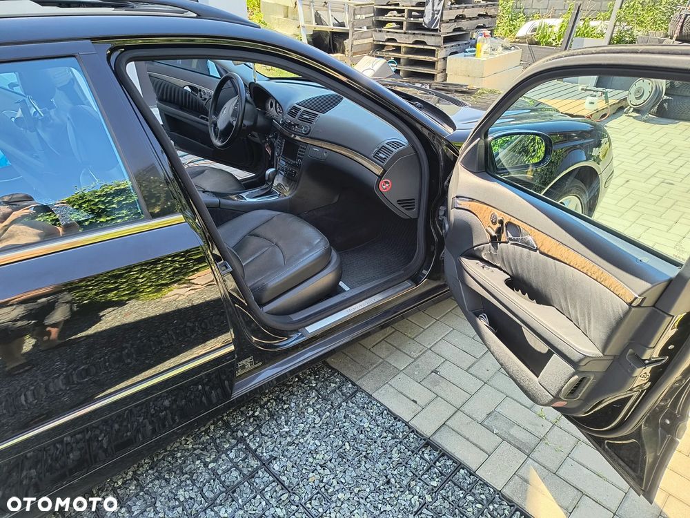Mercedes-Benz Klasa E 320 T 4 Matic Avantgarde - 13