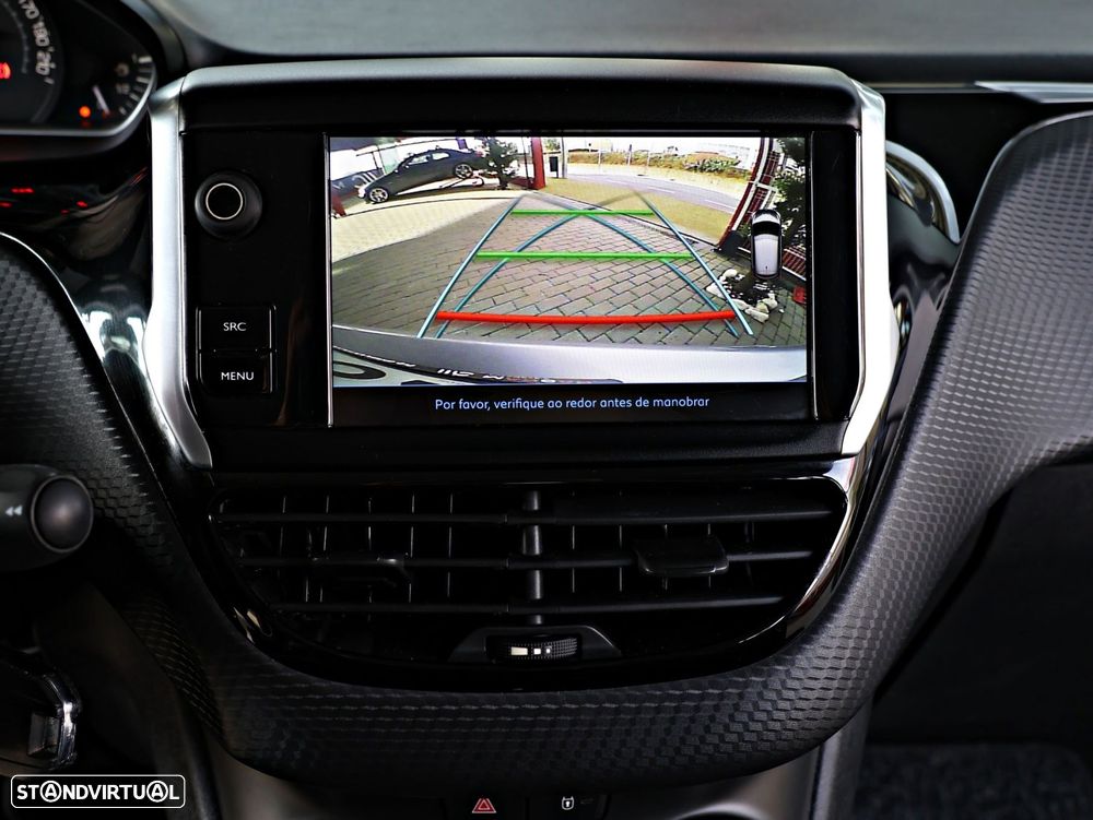 Peugeot 208 1.6 BlueHDi Style - 54