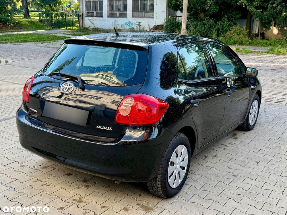 Toyota Auris - 6