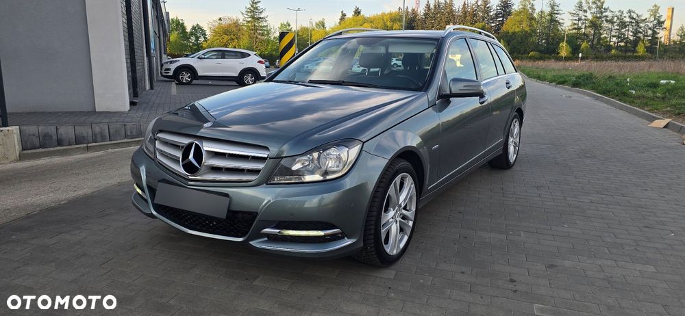 Mercedes-Benz Klasa C 200 CDI BlueEff Avantgarde - 2