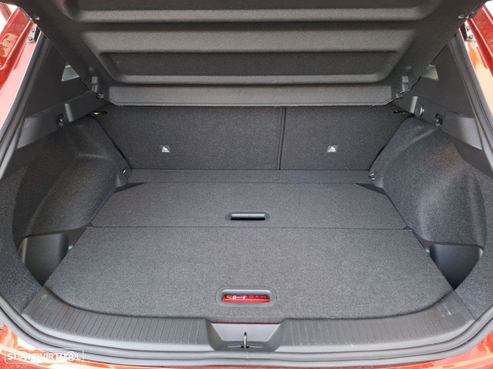 Nissan Qashqai 1.3 DIG-T Advance Two Tone Xtronic - 27