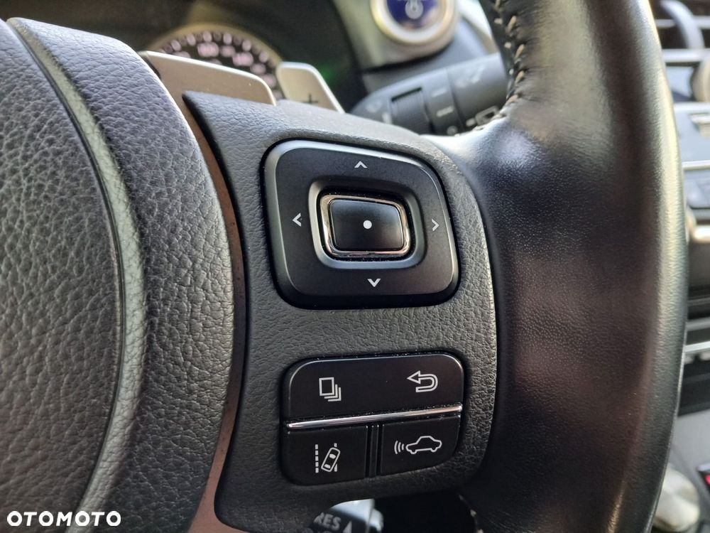 Lexus NX 300h F Impression AWD - 31