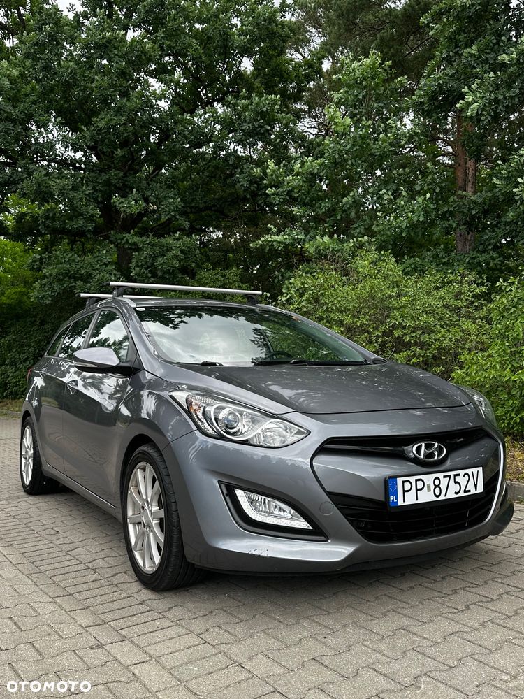 Hyundai i30 i30cw 1.4 CRDi Advantage - 17