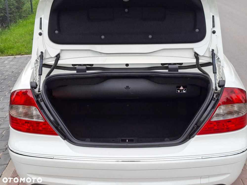 Mercedes-Benz CLK 500 Elegance - 32