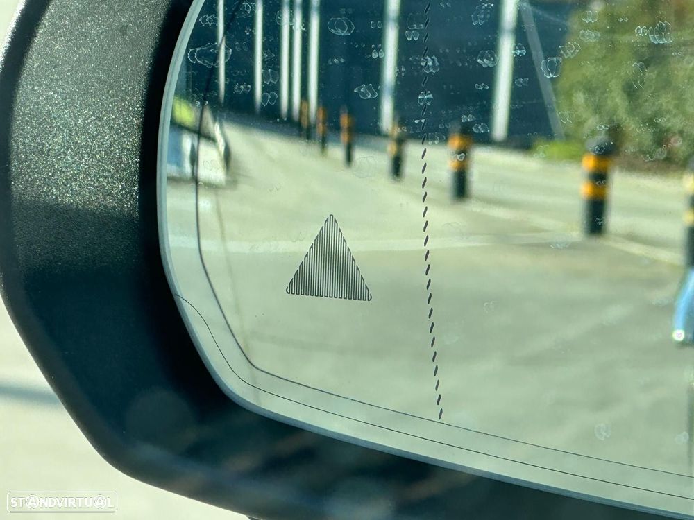 Mercedes-Benz EQE - 27