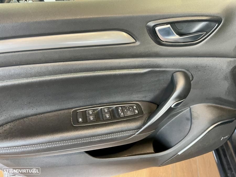 Renault Mégane Sport Tourer - 27