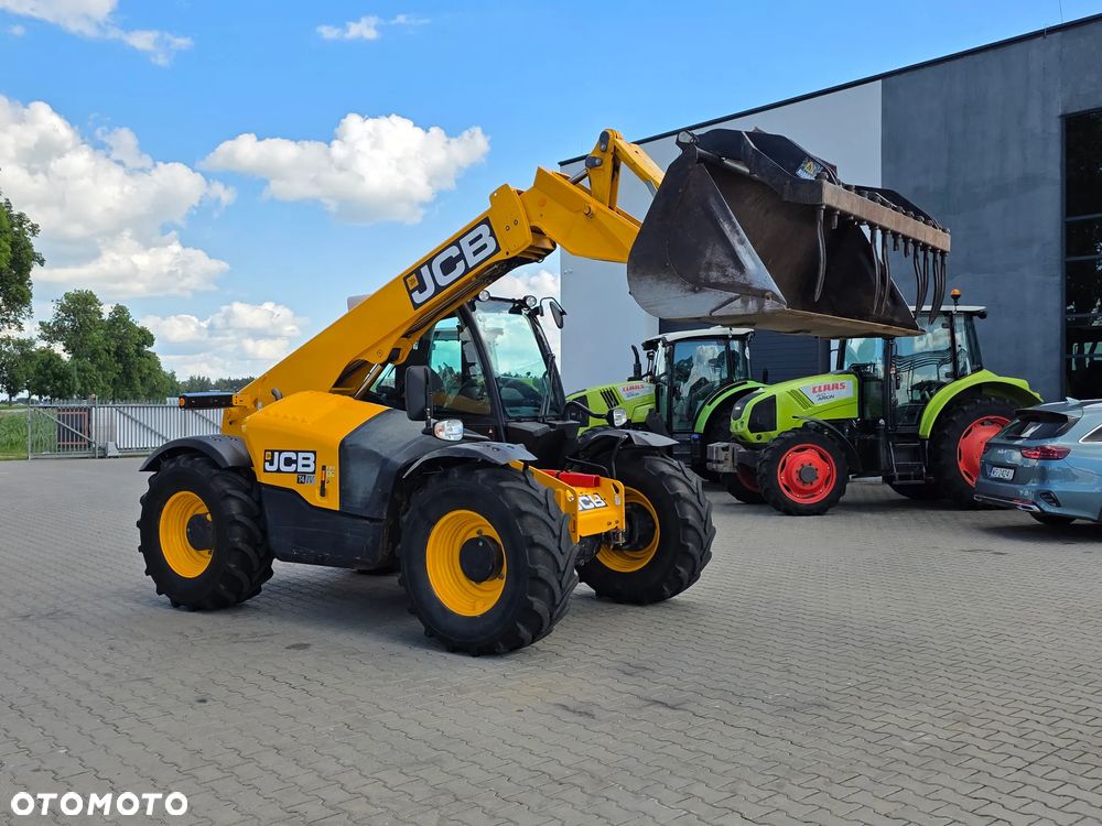 JCB 536 60 Agri Premier 2017R - 14