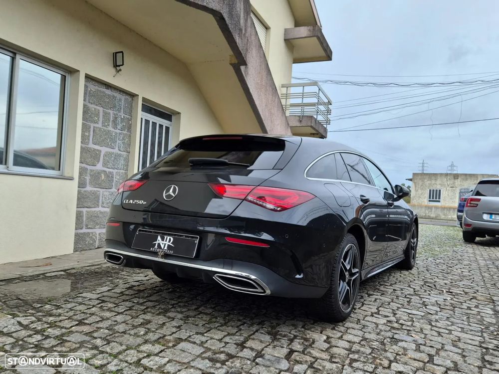 Mercedes-Benz CLA 250 - 4