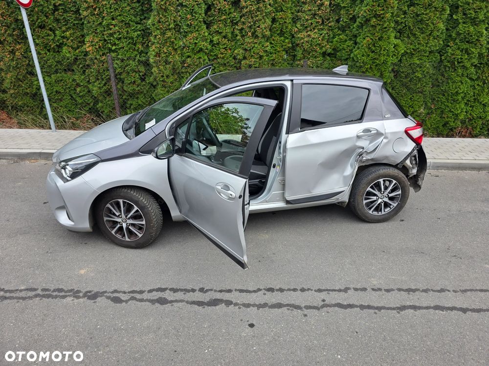 Toyota Yaris 1.5 20th Anniversary - 21