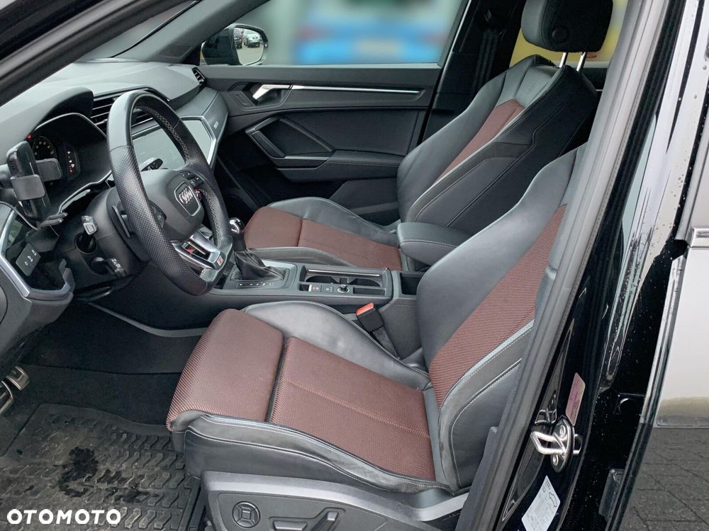 Audi Q3 Sportback - 12