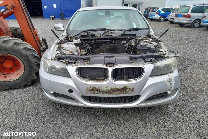 Punte spate BMW Seria 3 E90 [facelift] [2008 - 2013] Sedan 320d AT (1 - 9