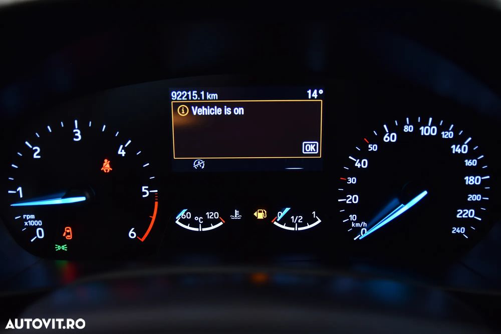 Ford Focus - 11