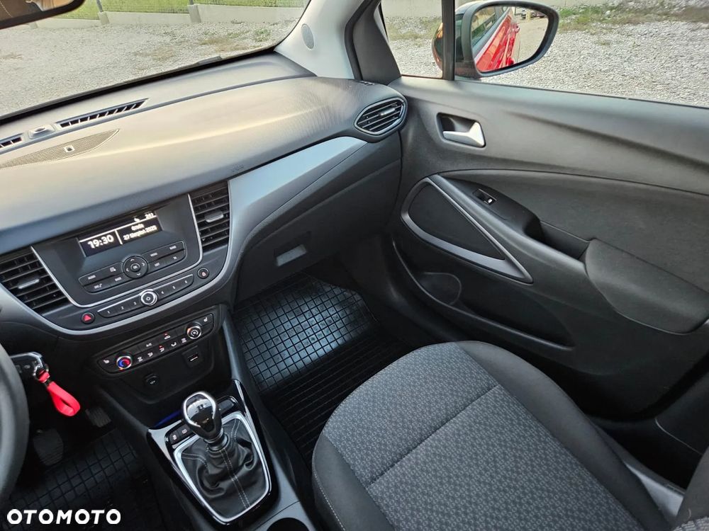 Opel Crossland X - 15