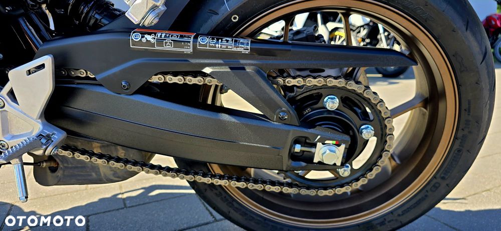 Honda CB - 5