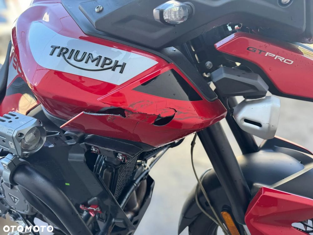 Triumph Tiger - 9
