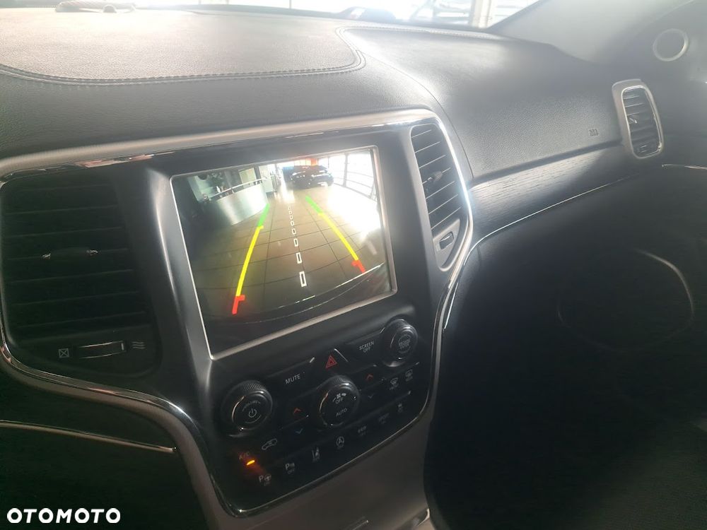 Jeep Grand Cherokee 3.0 CRD Overland Summit EU6 - 17