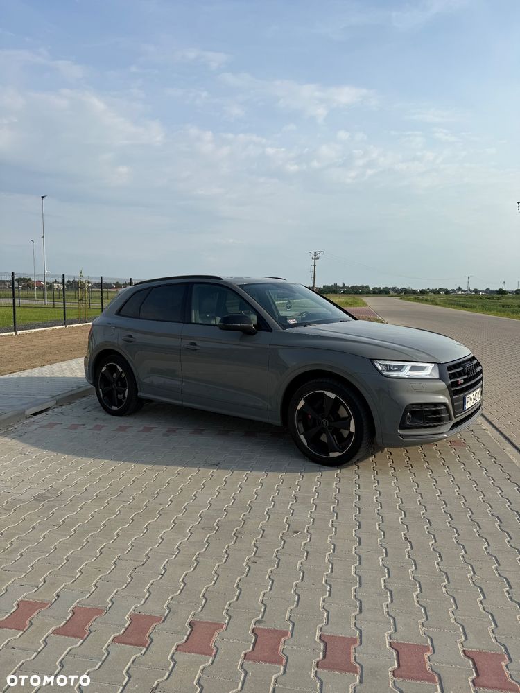 Audi SQ5 - 2