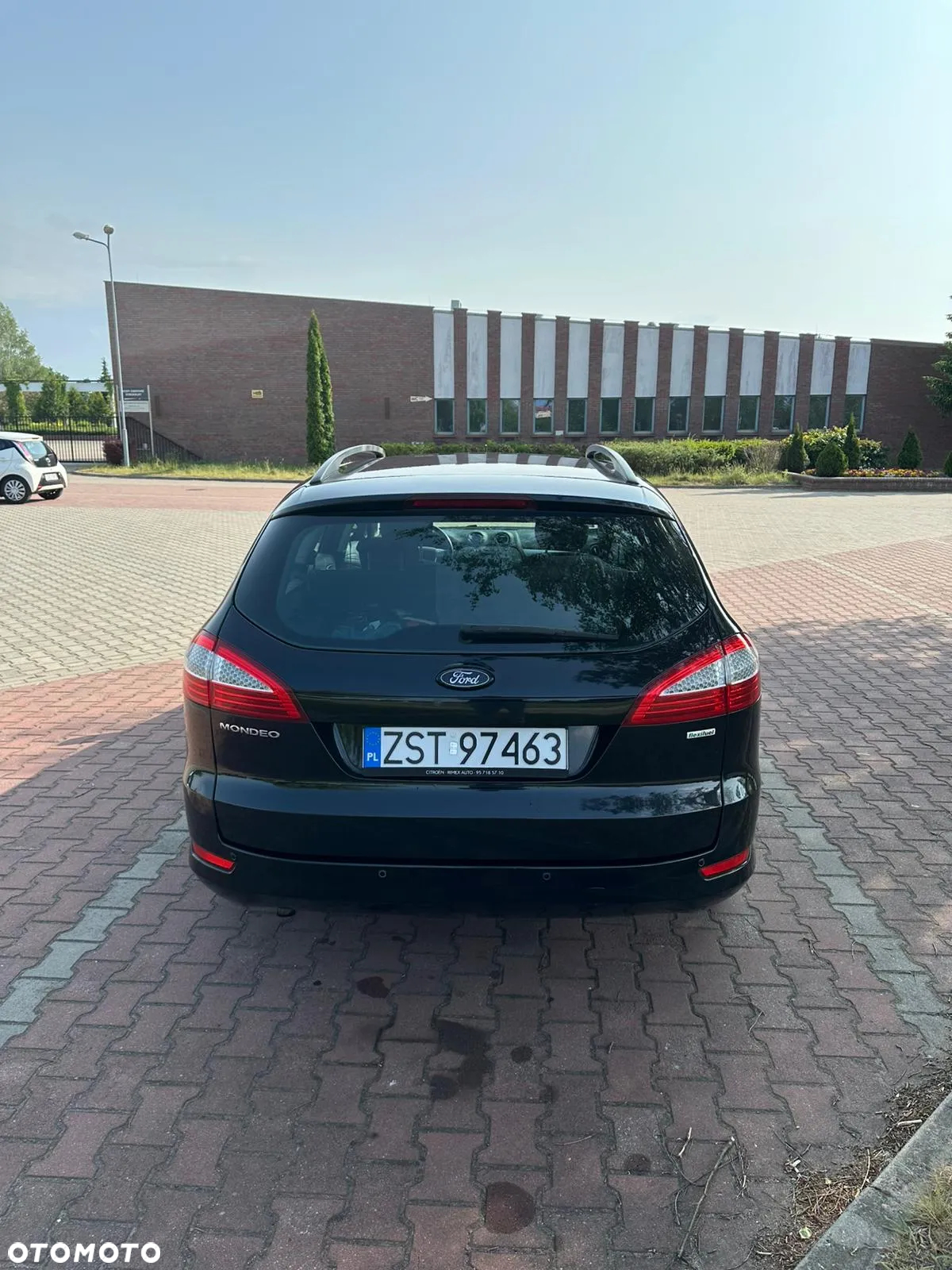 Ford Mondeo 2.0 Ambiente - 4