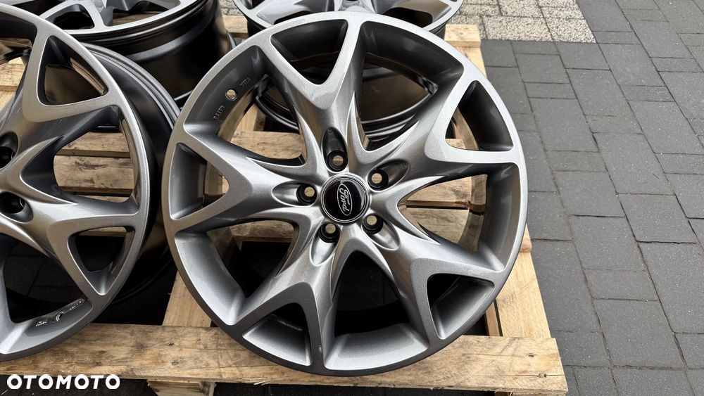 Alufelgi R18 5x108 ET45 8.5J Ford Volvo Koła Mondeo Galaxy Focus S-MAX KBA46775 AEZ - 2