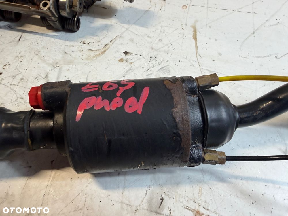 Drążek stabilizator aktywny Dynamic drive e65 e66 przód przedni Suchy ! Szczelny - 3