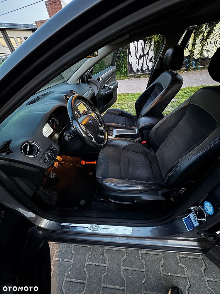 Ford Mondeo - 19