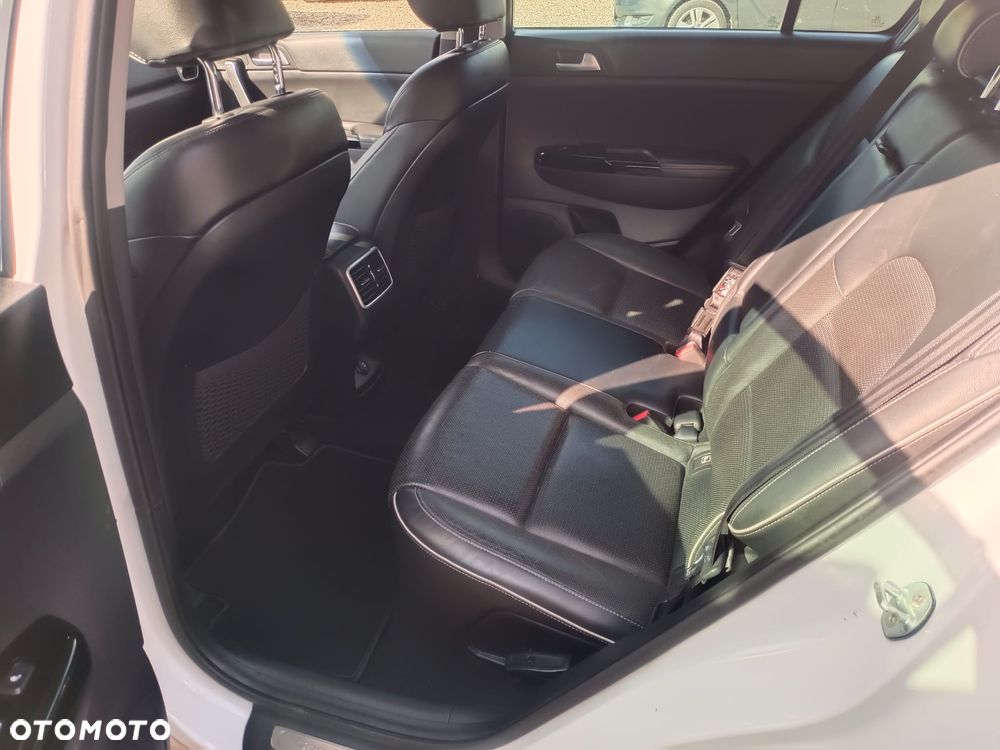Kia Sportage - 18