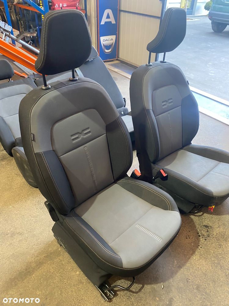 DACIA Logan III SANDERO 3 III STEPWAY lift  IGŁY ! Jak NOWE ! 25r  3,5 tys. km!  Alcantara skóra skórzane półskóra KANAPA FOTELE KOMPLET FOTELI SIEDZENIA poduszki w fotel poduszka fotela  alkantara Wwa - 3