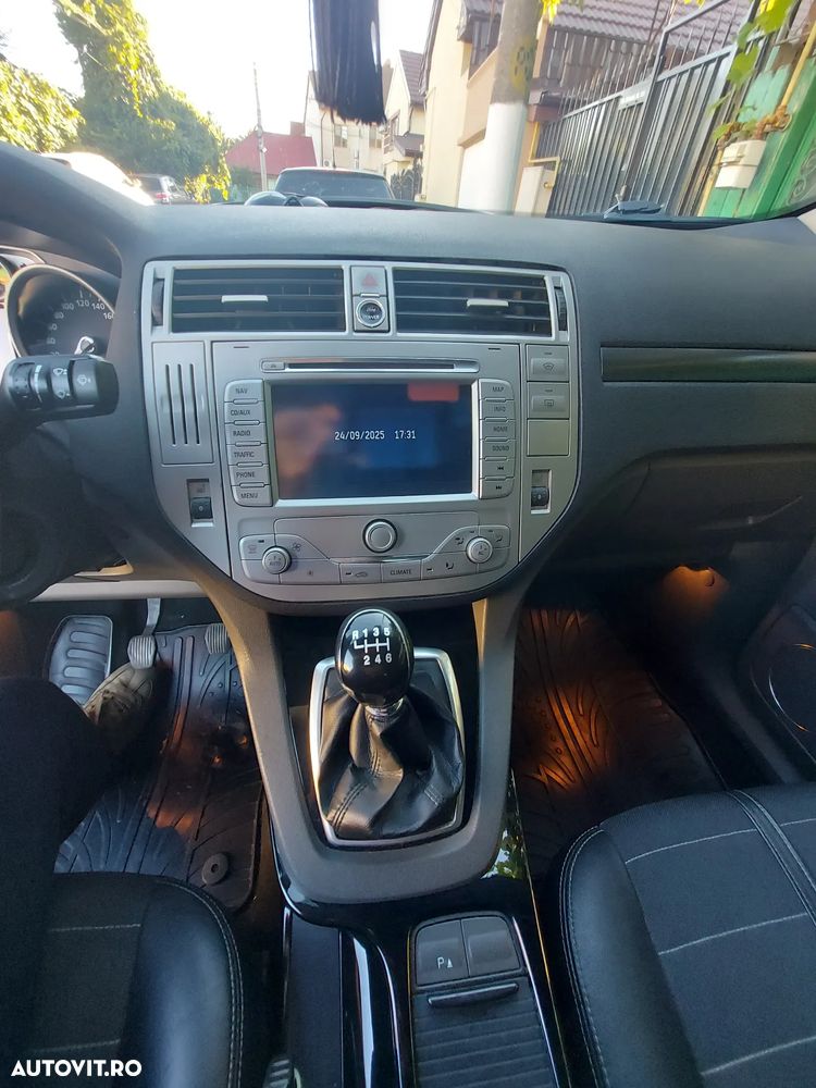 Ford Kuga 2.0 TDCi 4WD Titanium - 11