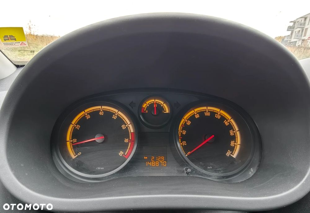 Opel Corsa - 11