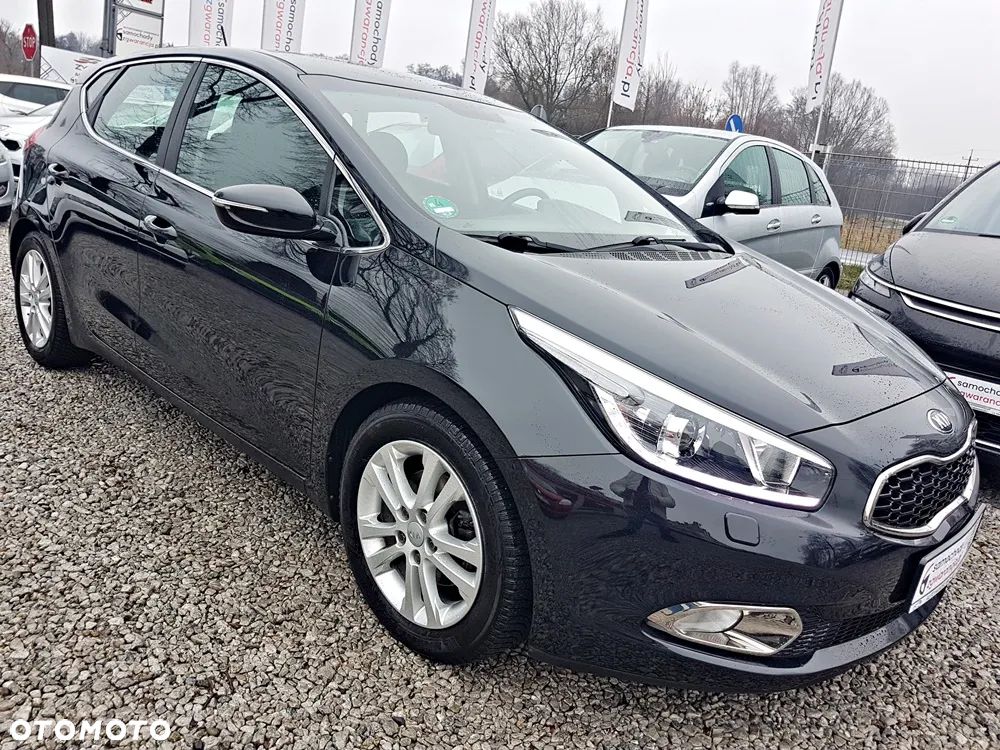 Kia Ceed 1.4 CVVT Attract - 31