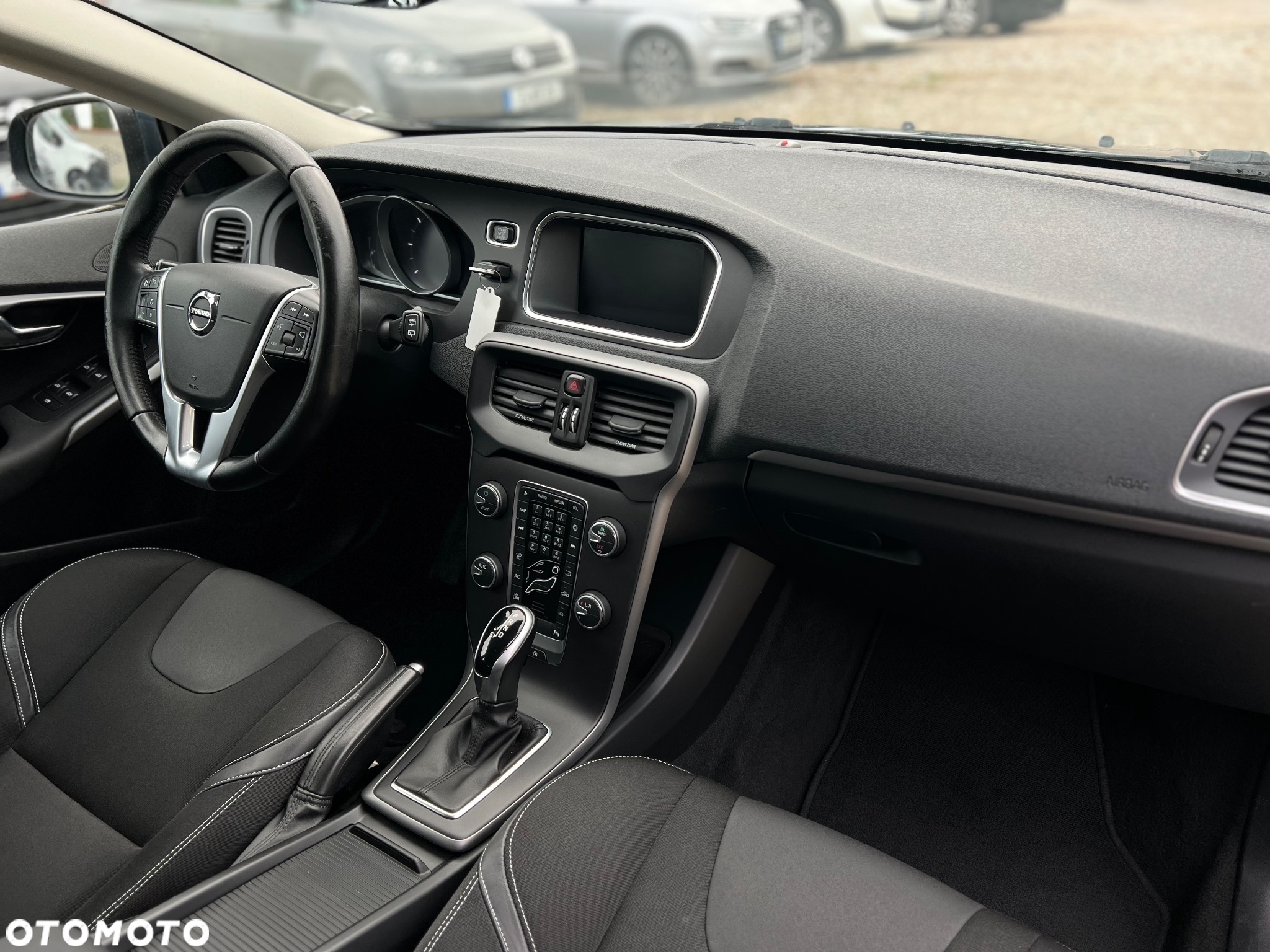 Volvo V40 D3 Geartronic - 9