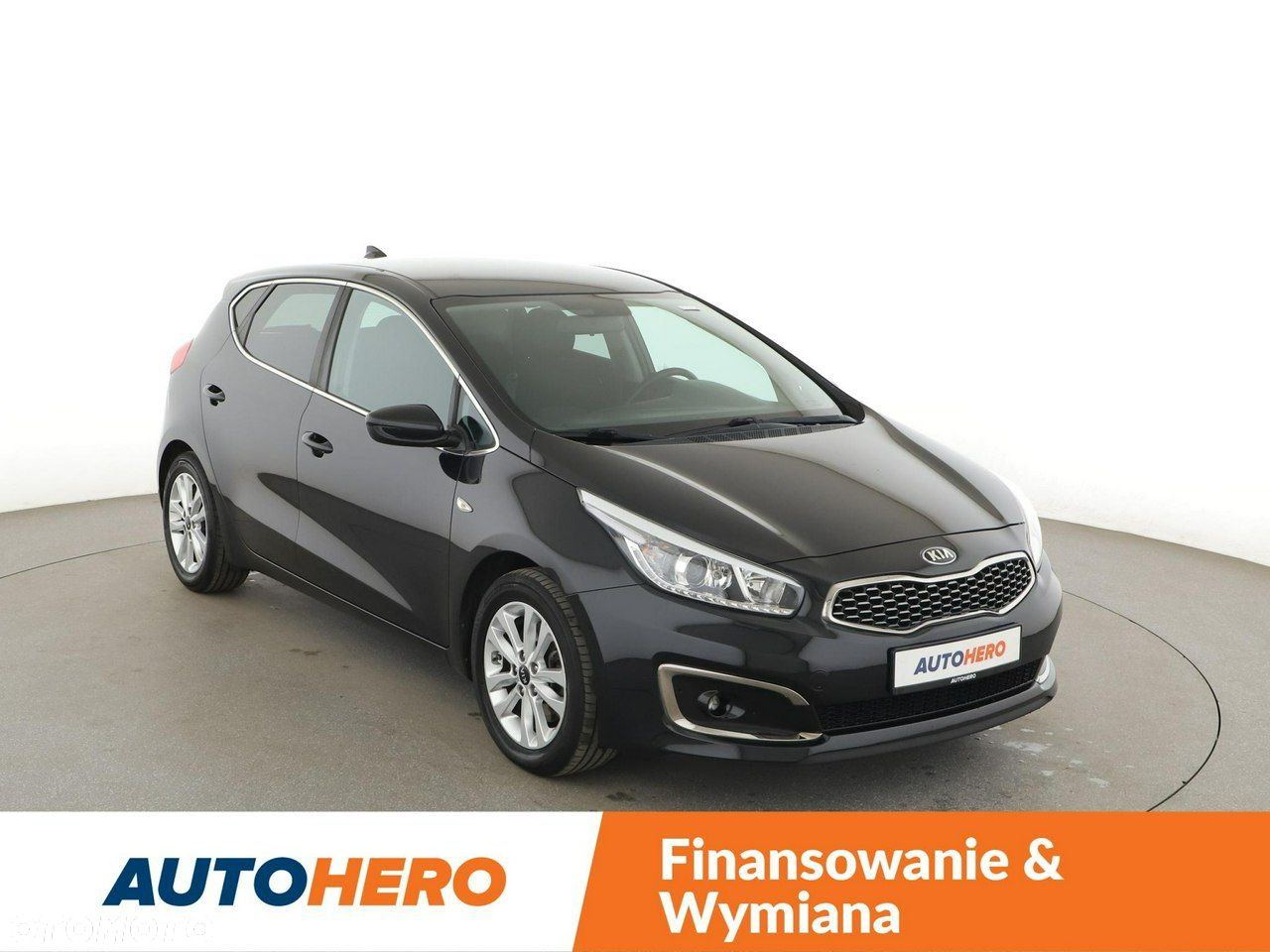 Kia Ceed 1.4 CVVT Dream Team Edition - 10