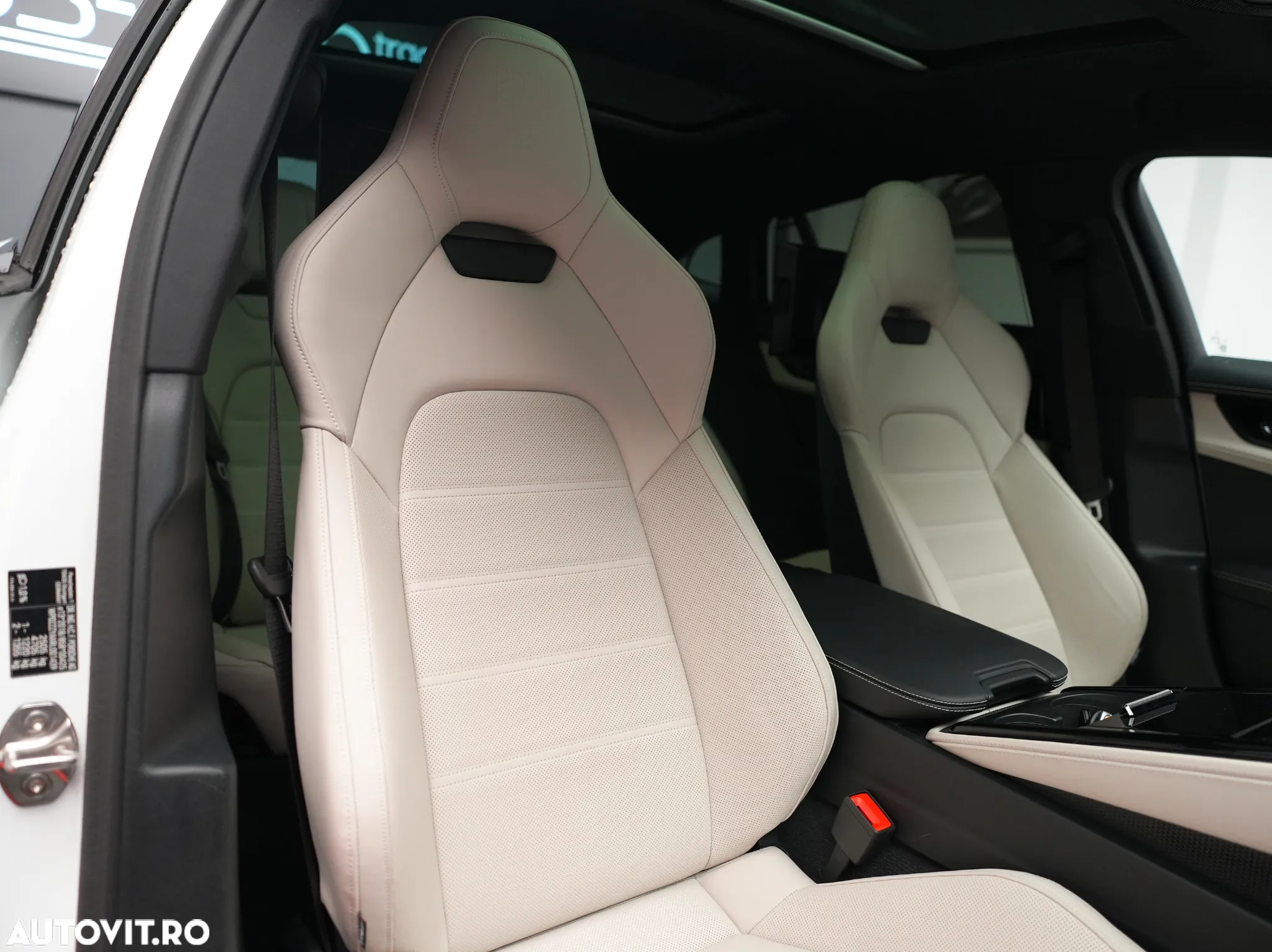 Porsche Panamera Standard - 8