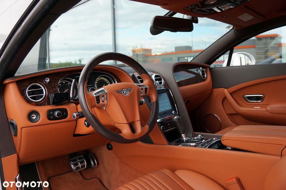 Bentley Continental GT Standard - 17